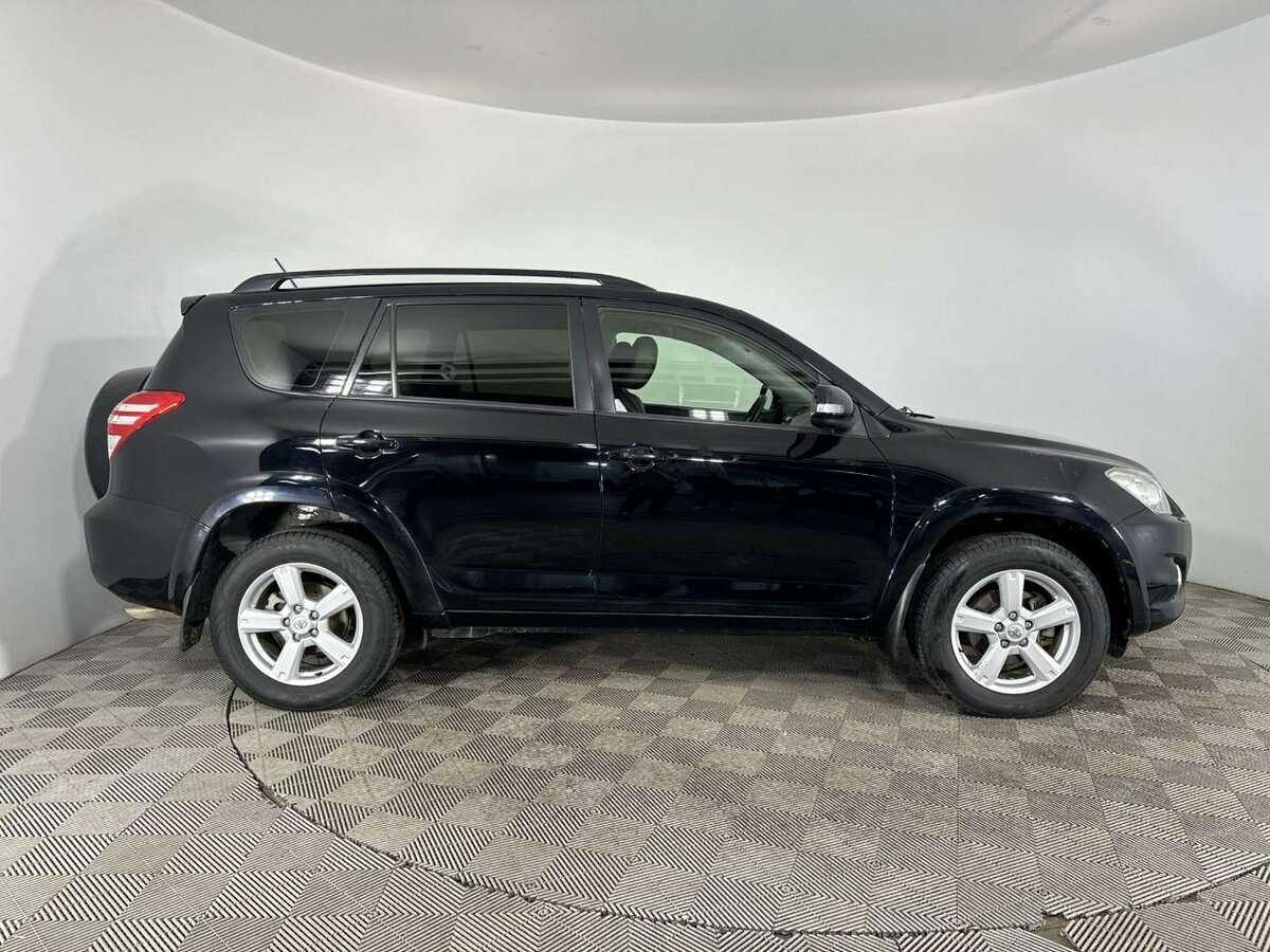 Toyota RAV4 с пробегом — 2009 год. Фото: #2