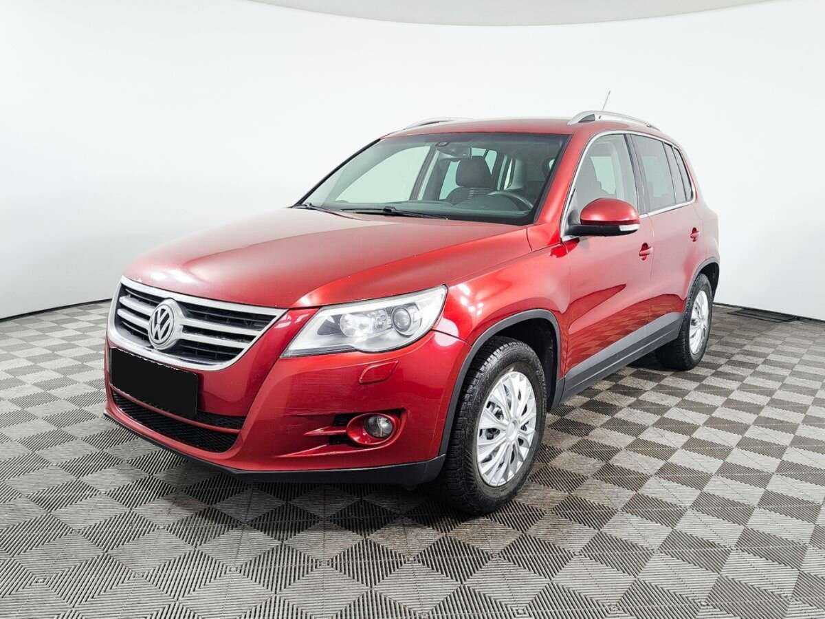 Volkswagen Tiguan с пробегом — 2010 год. Фото: #0