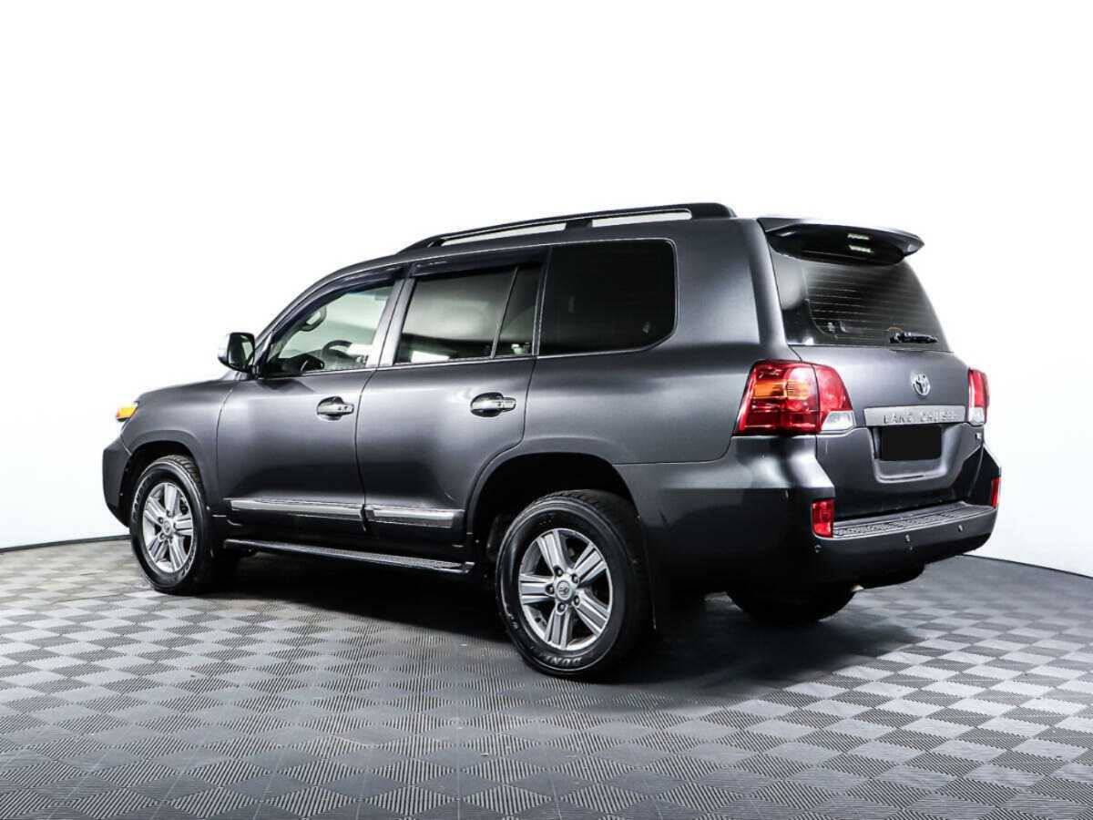 Toyota Land Cruiser с пробегом — 2012 год. Фото: #6