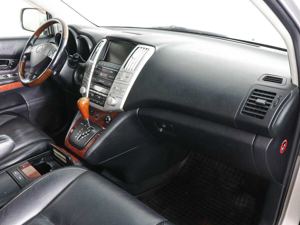 Lexus RX с пробегом — 2007 год. Фото: #9
