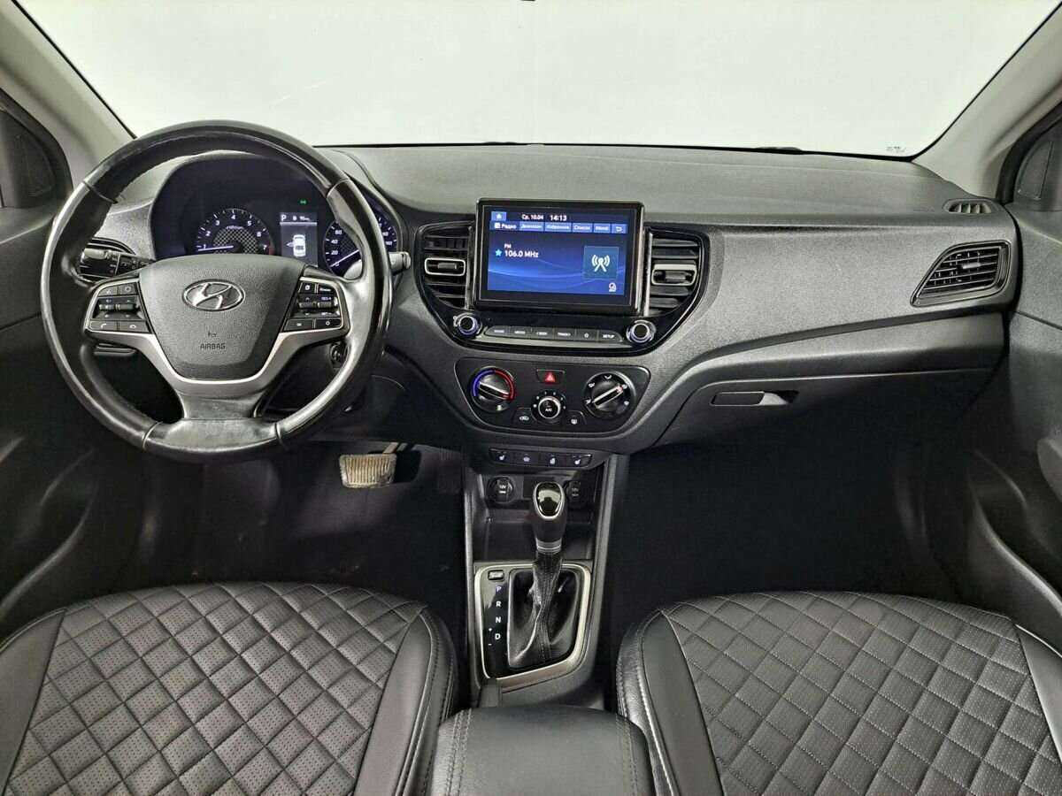 Hyundai Solaris с пробегом — 2021 год. Фото: #11