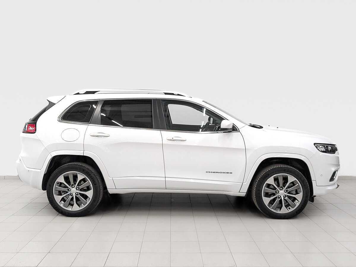 Jeep Cherokee с пробегом — 2019 год. Фото: #3