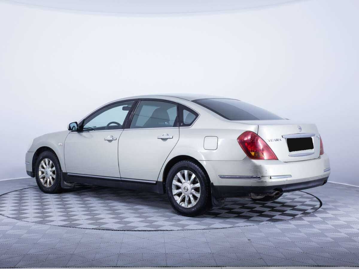 Nissan Teana с пробегом — 2007 год. Фото: #6