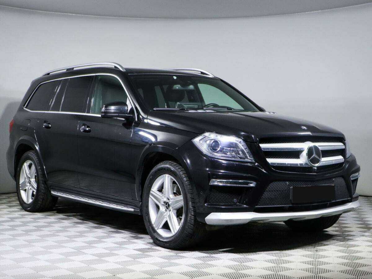 Mercedes-Benz GL-Класс с пробегом — 2015 год. Фото: #2