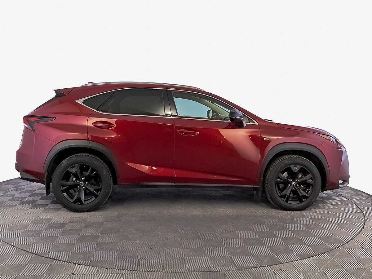 Lexus NX с пробегом — 2017 год. Фото: #3