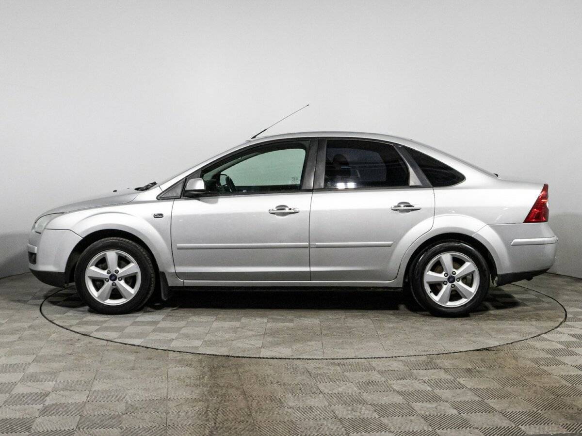Ford Focus с пробегом — 2007 год. Фото: #7