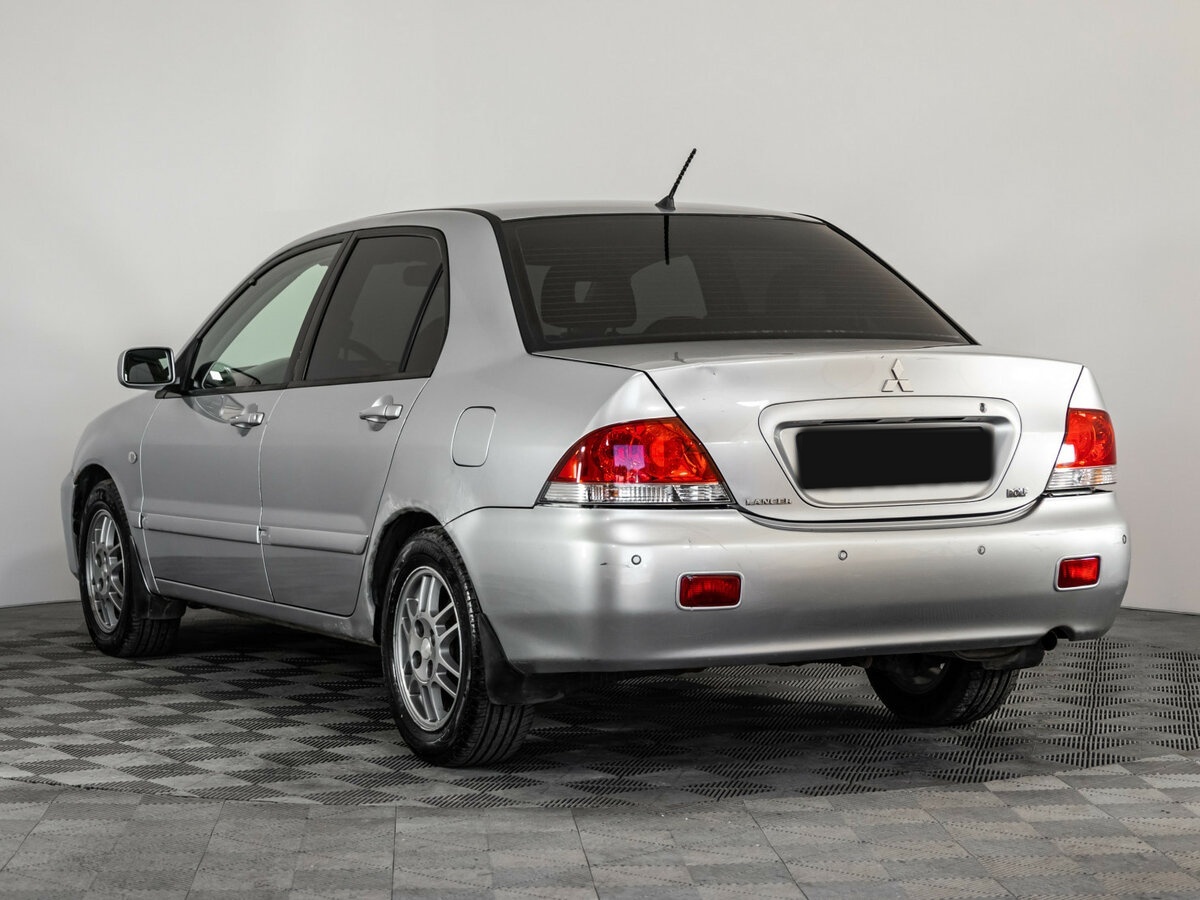 Mitsubishi Lancer с пробегом — 2006 год. Фото: #5