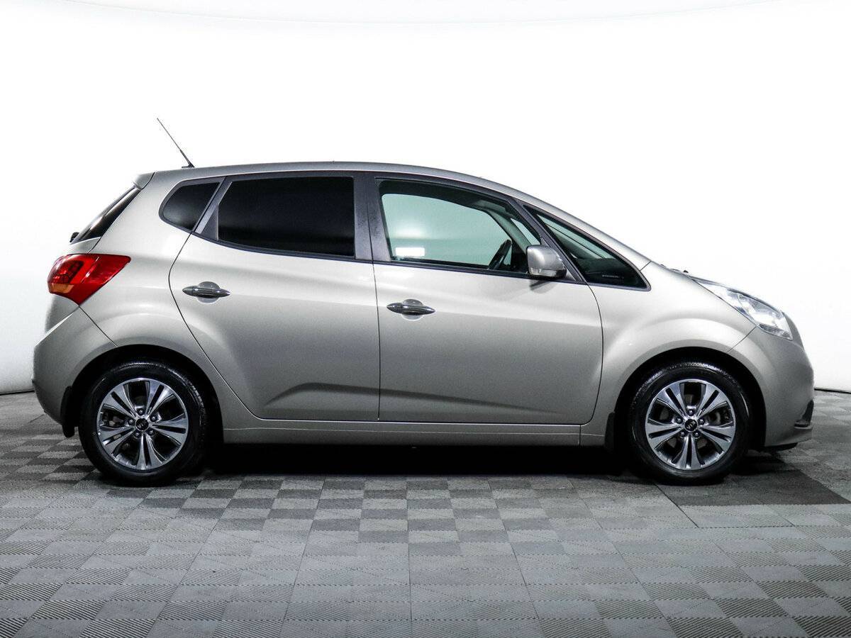 Kia Venga с пробегом — 2016 год. Фото: #3