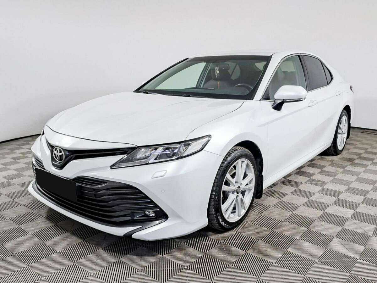Toyota Camry с пробегом — 2019 год. Посмотреть фото