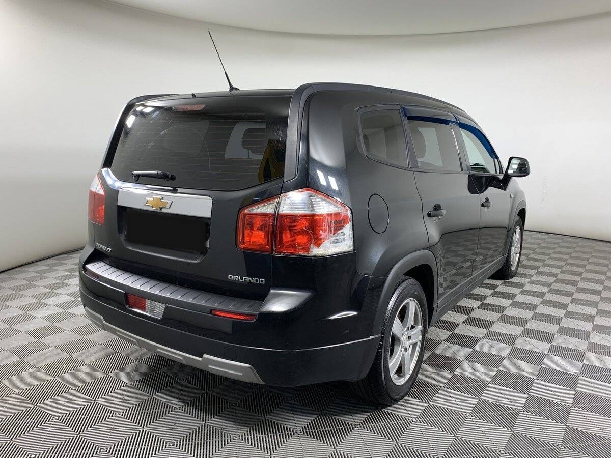 Chevrolet Orlando с пробегом — 2013 год. Фото: #4