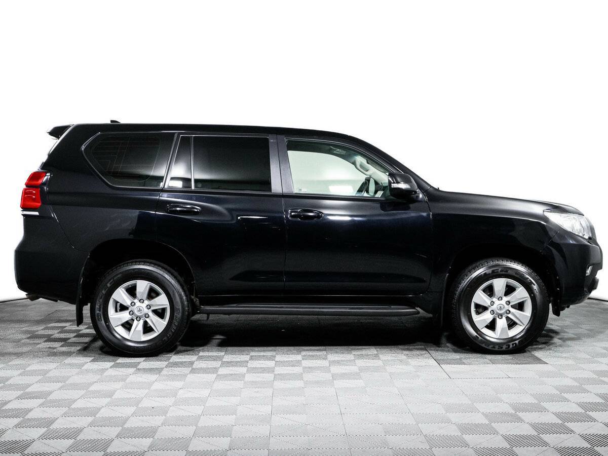Toyota Land Cruiser Prado с пробегом — 2021 год. Фото: #3