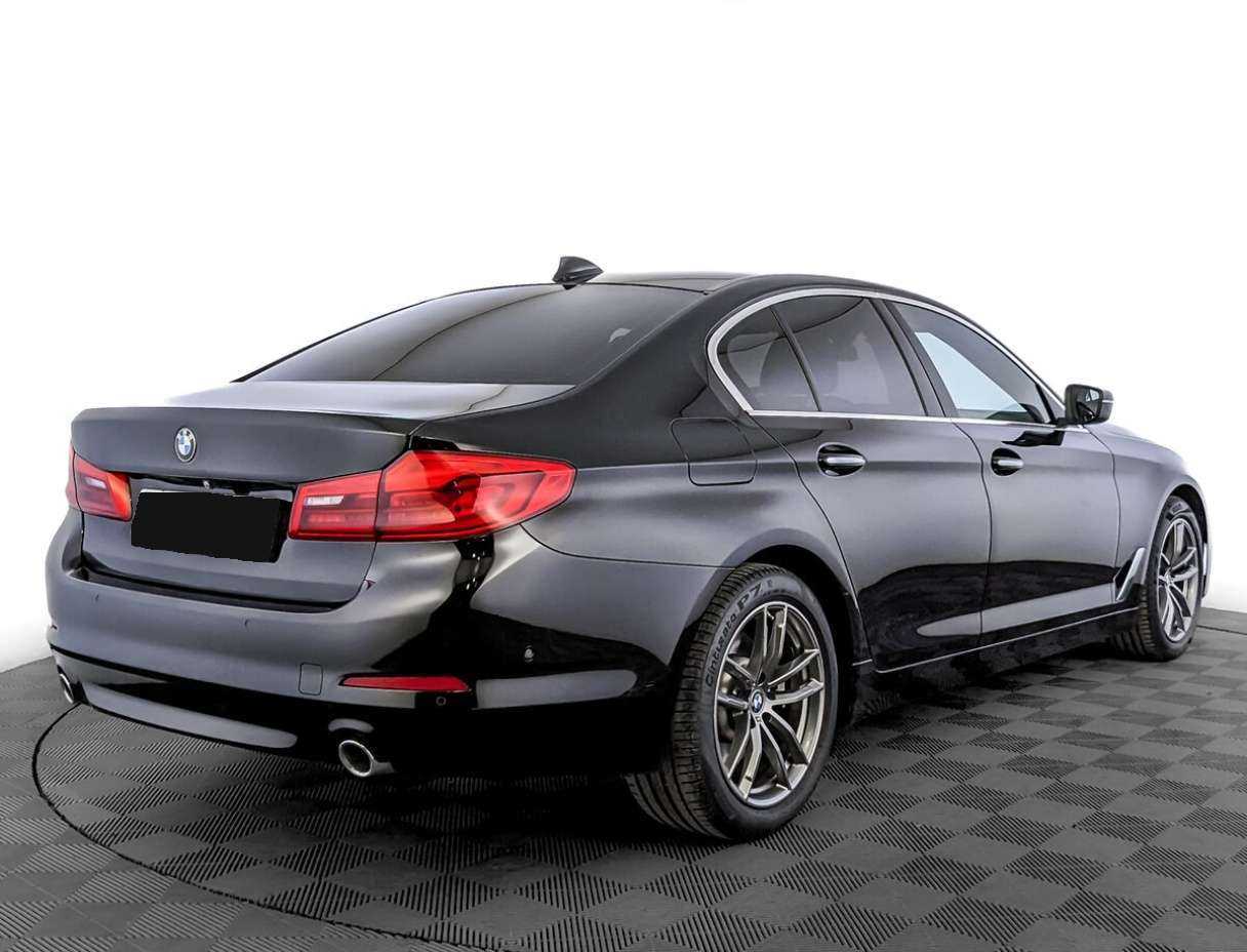 BMW 5 серии с пробегом — 2018 год. Фото: #3