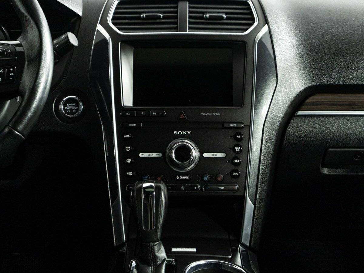 Ford Explorer с пробегом — 2018 год. Фото: #13