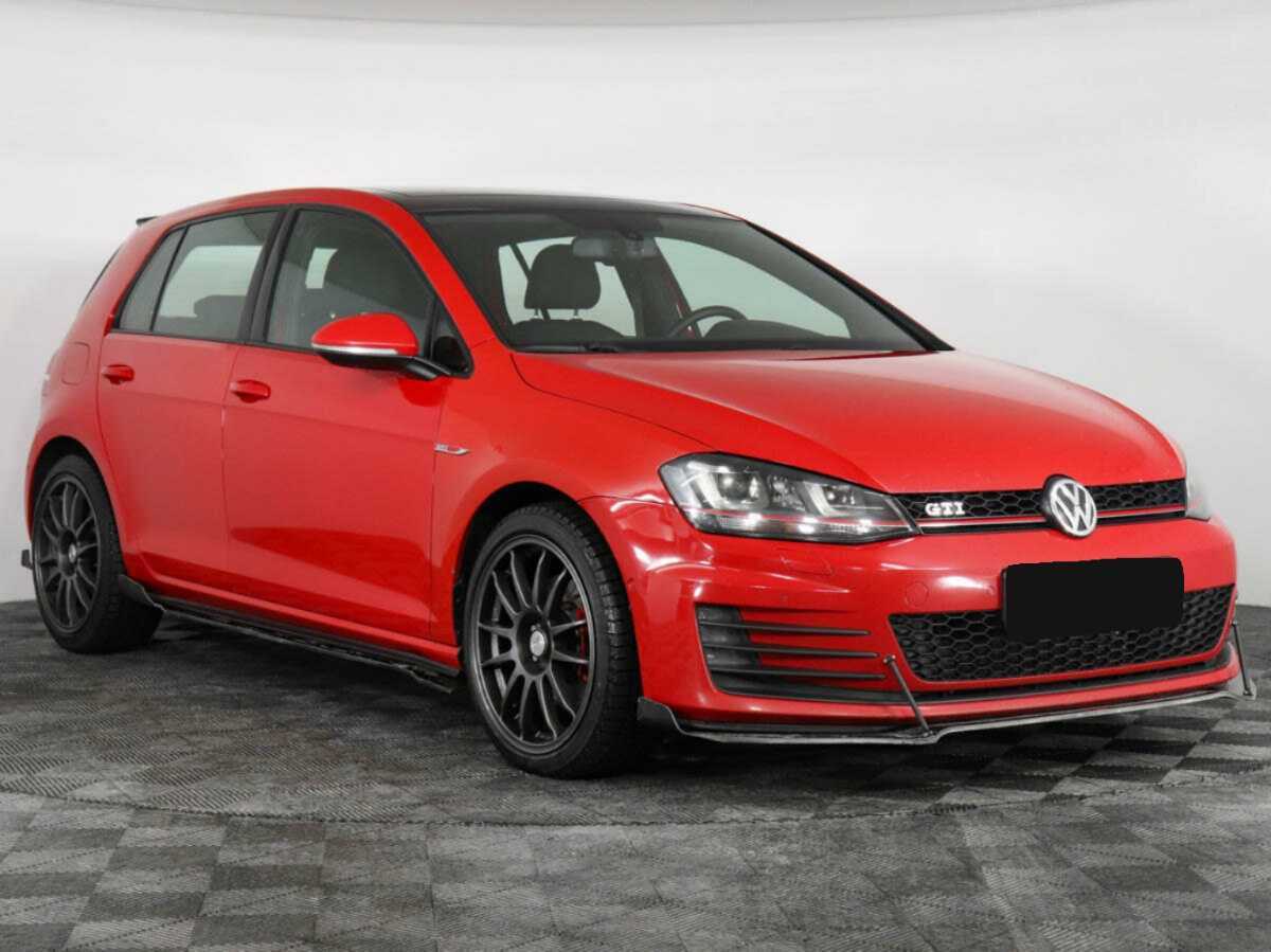 Volkswagen Golf GTI с пробегом — 2013 год. Фото: #2