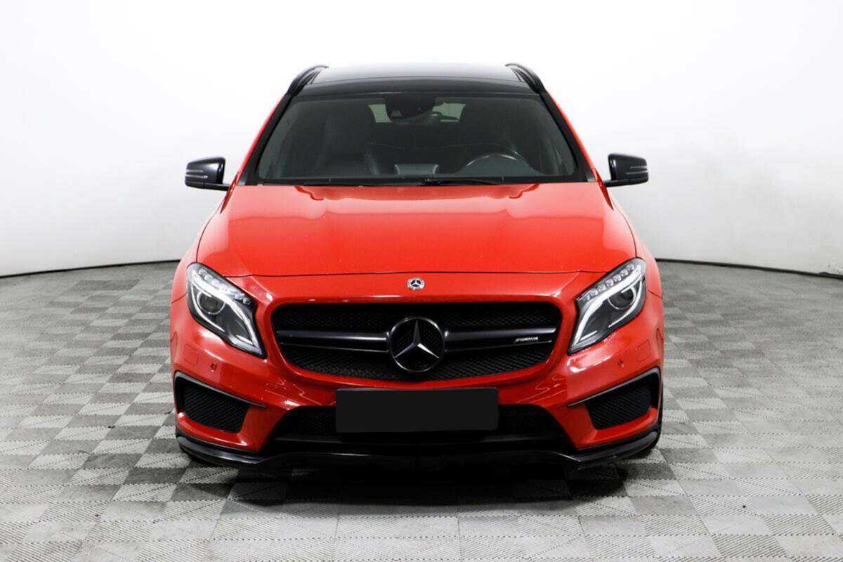 Mercedes-Benz GLA AMG с пробегом — 2015 год. Фото: #1