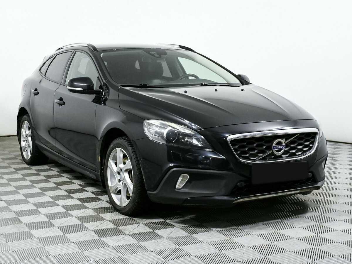 Volvo V40 с пробегом — 2013 год. Фото: #2