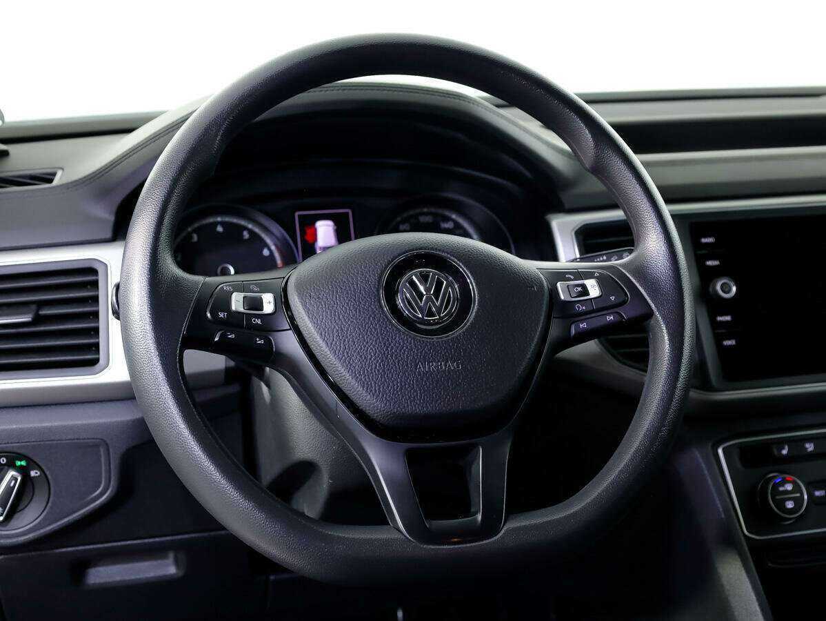 Volkswagen Teramont с пробегом — 2018 год. Фото: #11