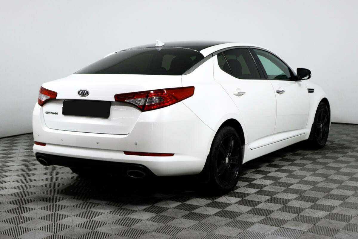 Kia Optima с пробегом — 2011 год. Фото: #4