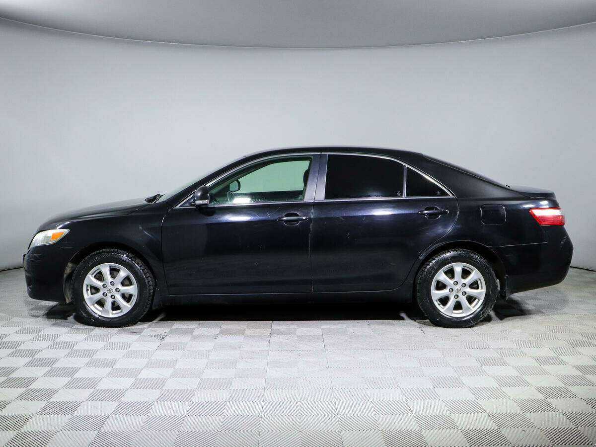 Toyota Camry с пробегом — 2011 год. Фото: #7