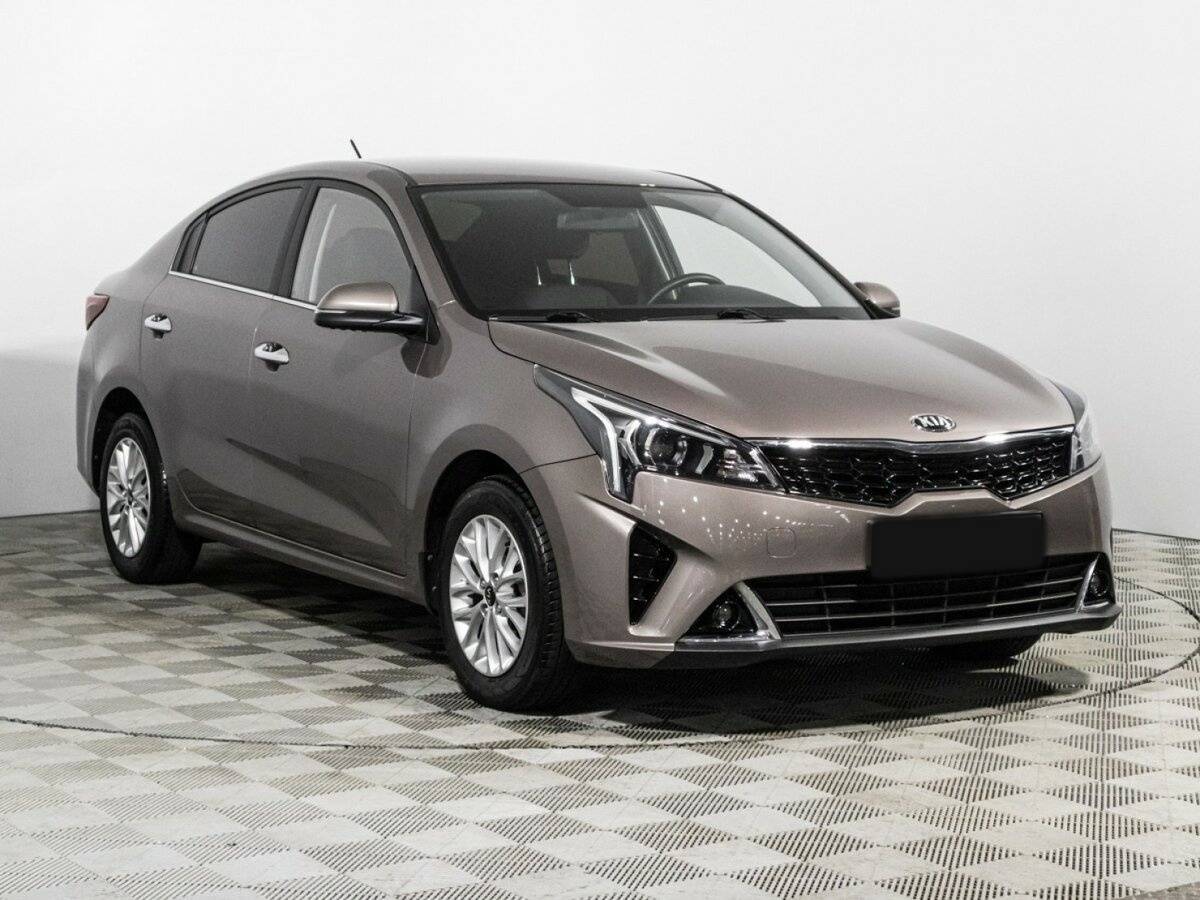 Kia Rio с пробегом — 2021 год. Фото: #2