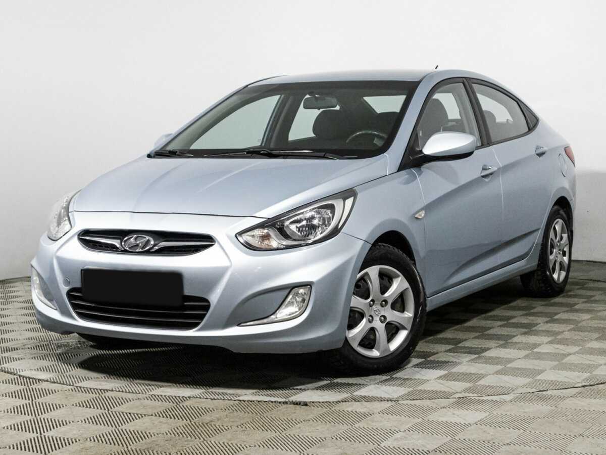 Hyundai Solaris с пробегом — 2011 год. Посмотреть фото