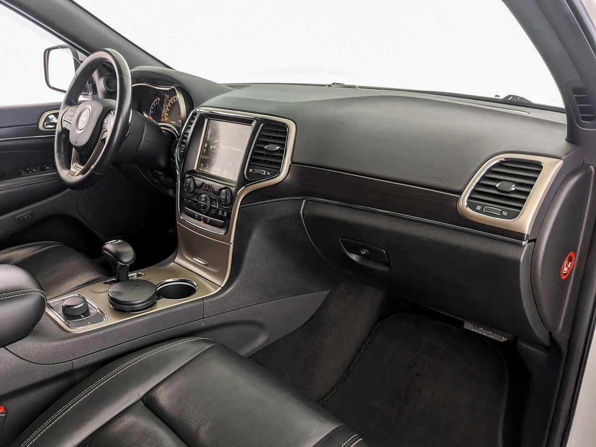 Jeep Grand Cherokee с пробегом — 2014 год. Фото: #10