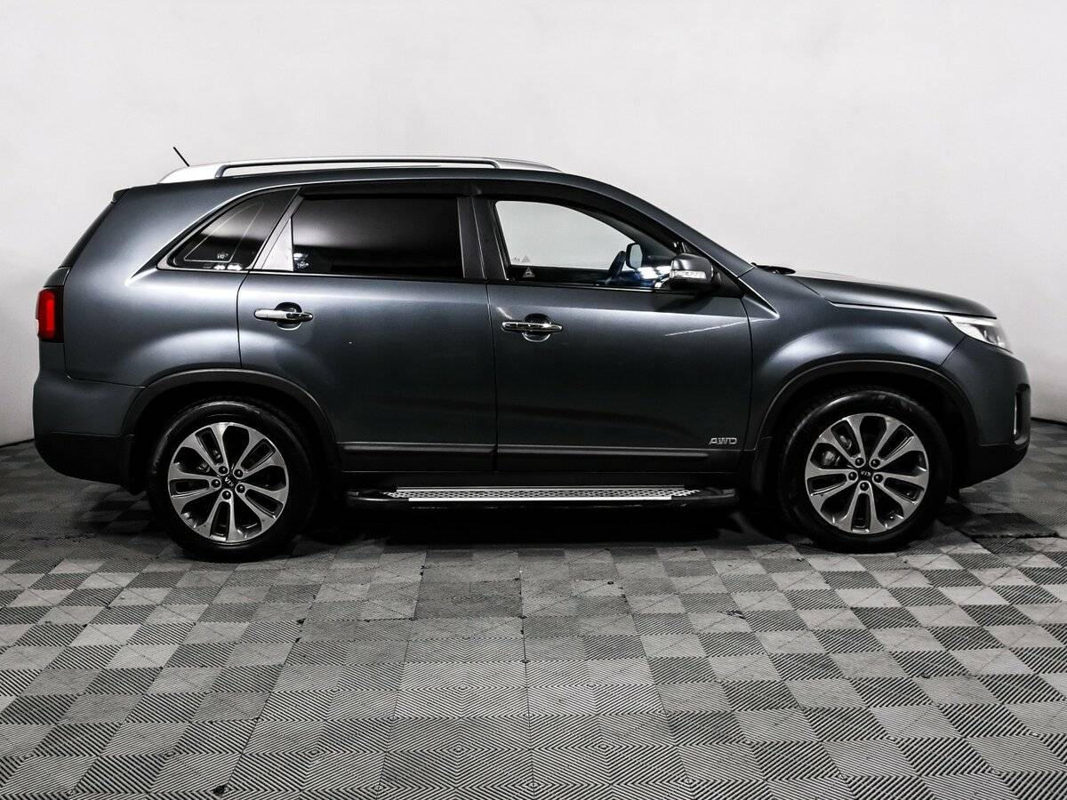 Kia Sorento с пробегом — 2013 год. Фото: #3