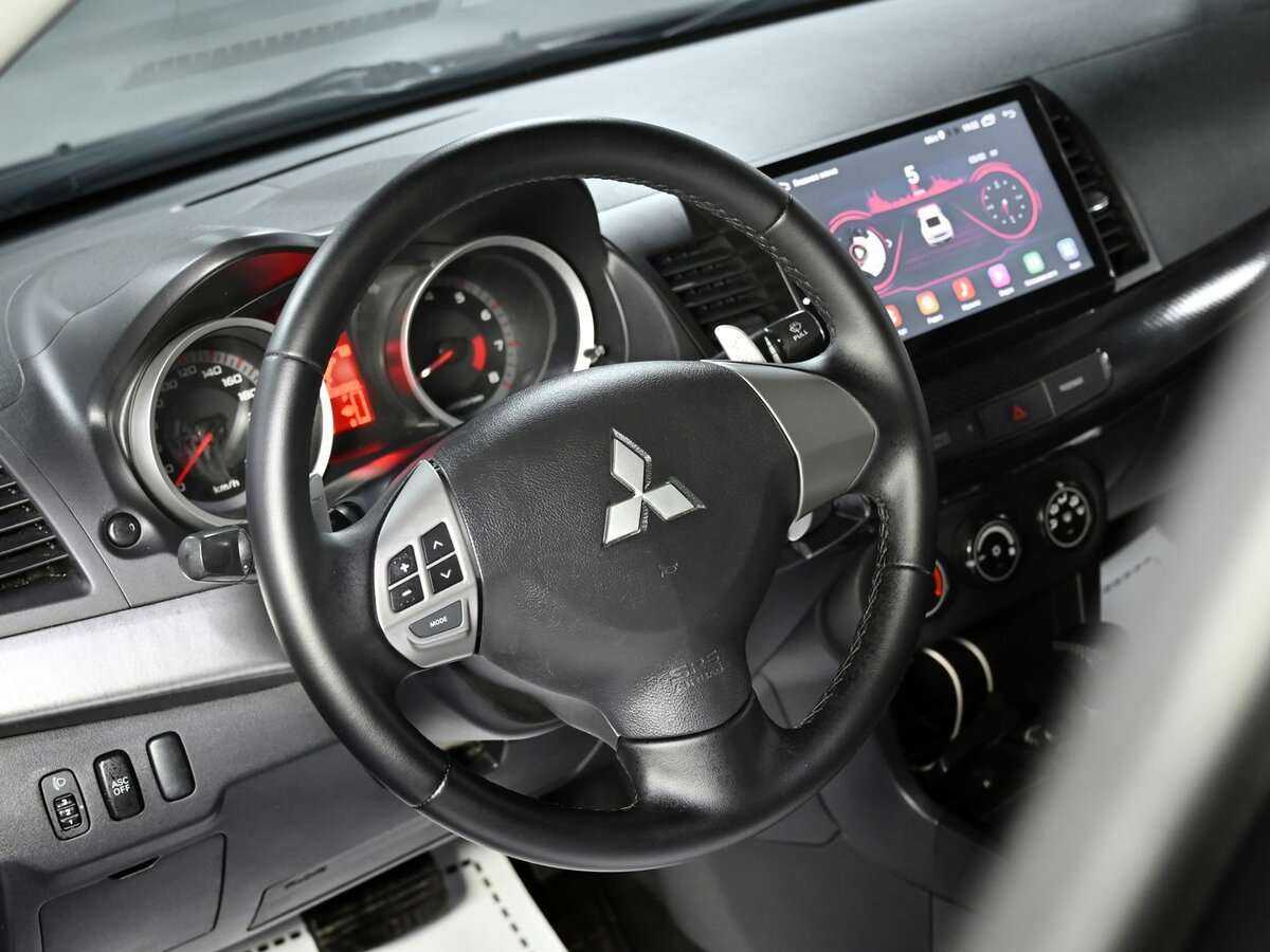 Mitsubishi Lancer с пробегом — 2008 год. Фото: #8