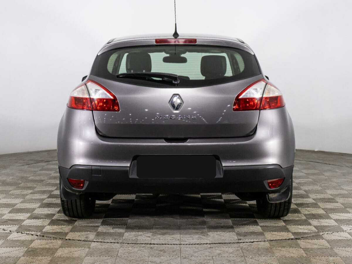 Renault Megane с пробегом — 2011 год. Фото: #5