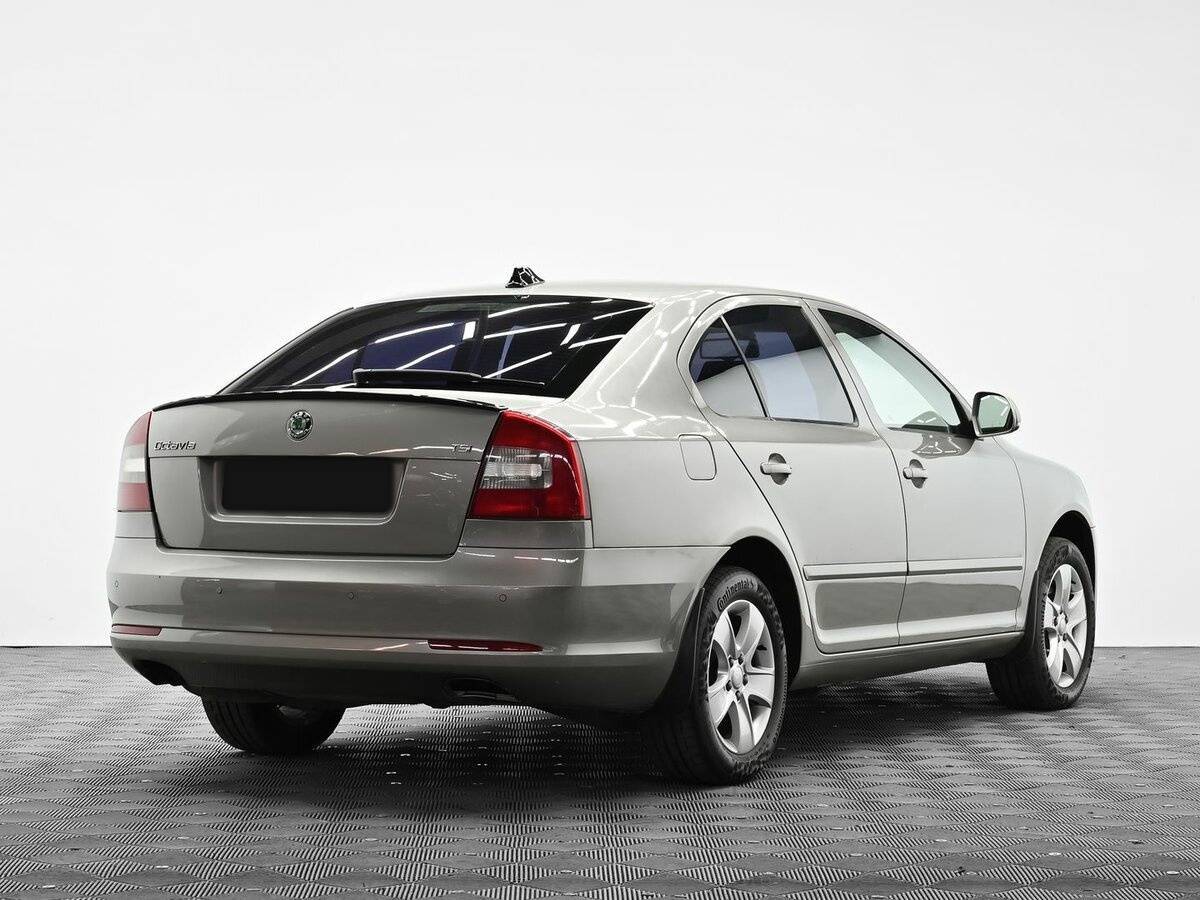 Skoda Octavia с пробегом — 2012 год. Фото: #3