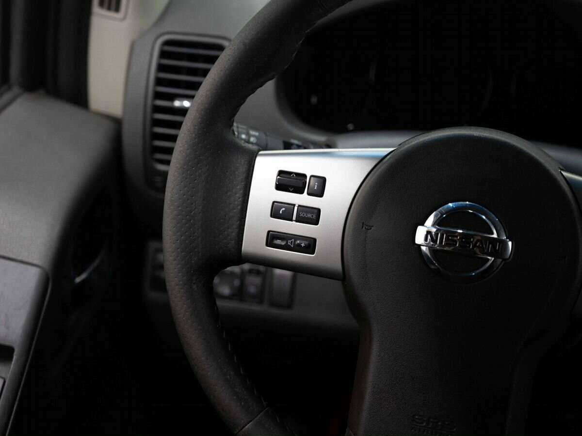 Nissan Pathfinder с пробегом — 2011 год. Фото: #14