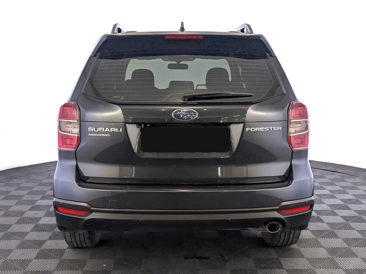 Subaru Forester с пробегом — 2015 год. Фото: #5