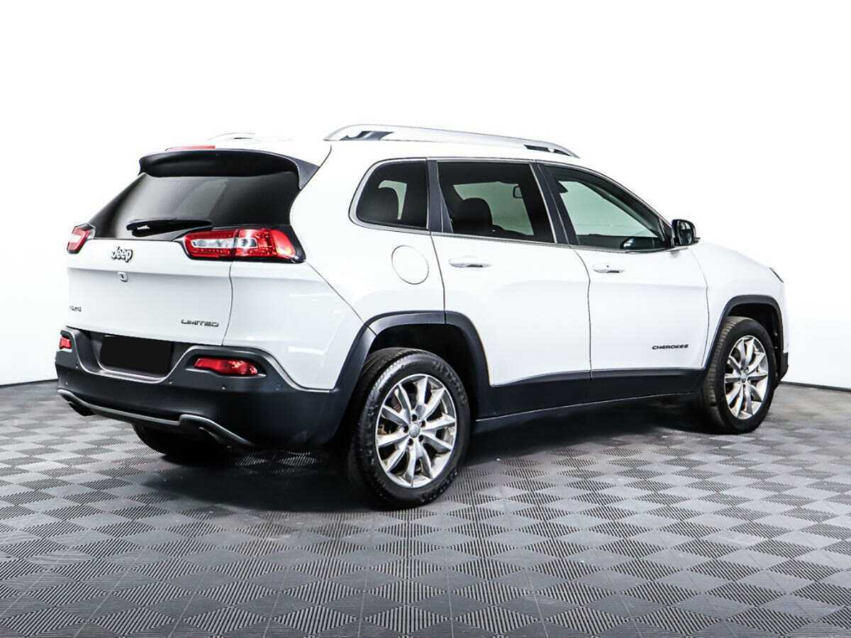 Jeep Cherokee с пробегом — 2014 год. Фото: #3