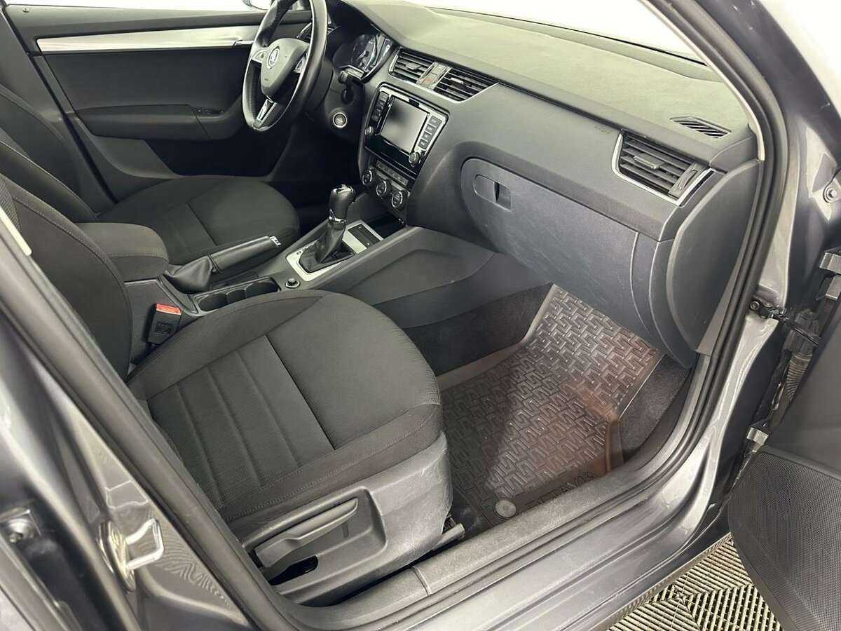 Skoda Octavia с пробегом — 2016 год. Фото: #13