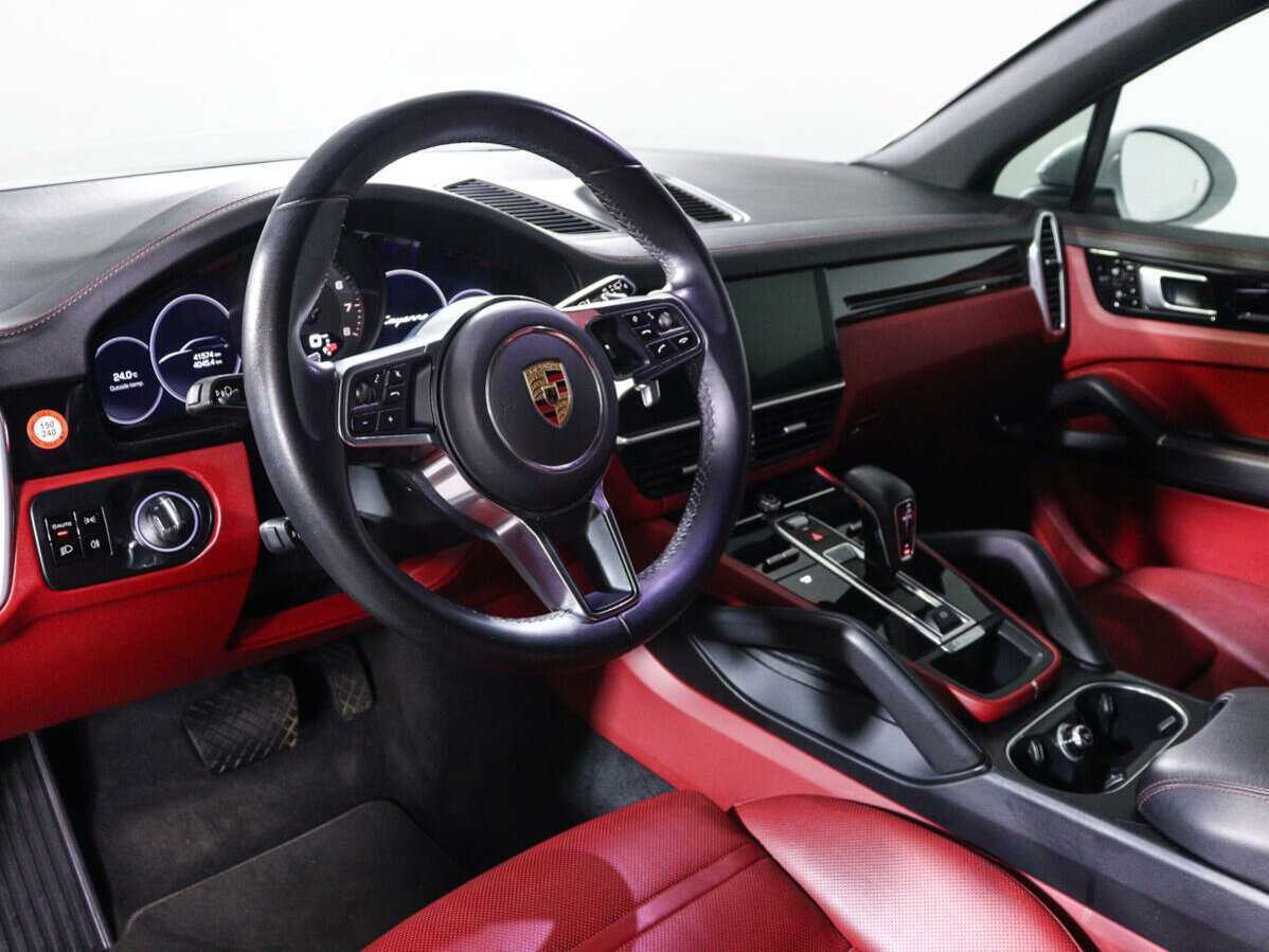 Porsche Cayenne с пробегом — 2019 год. Фото: #11