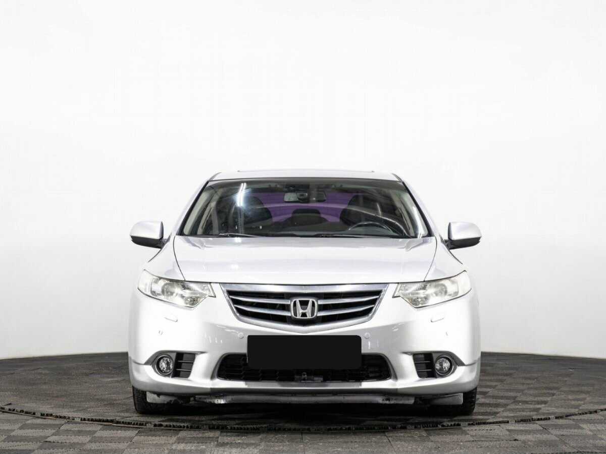 Honda Accord с пробегом — 2011 год. Фото: #1