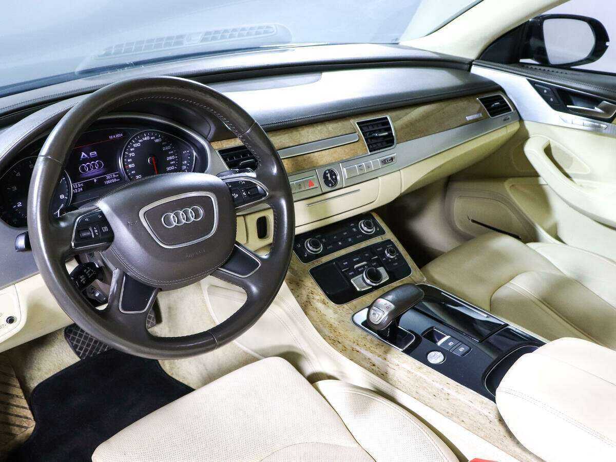 Audi A8 с пробегом — 2010 год. Фото: #12