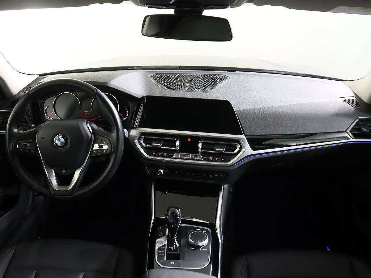 BMW 3 серии с пробегом — 2020 год. Фото: #10