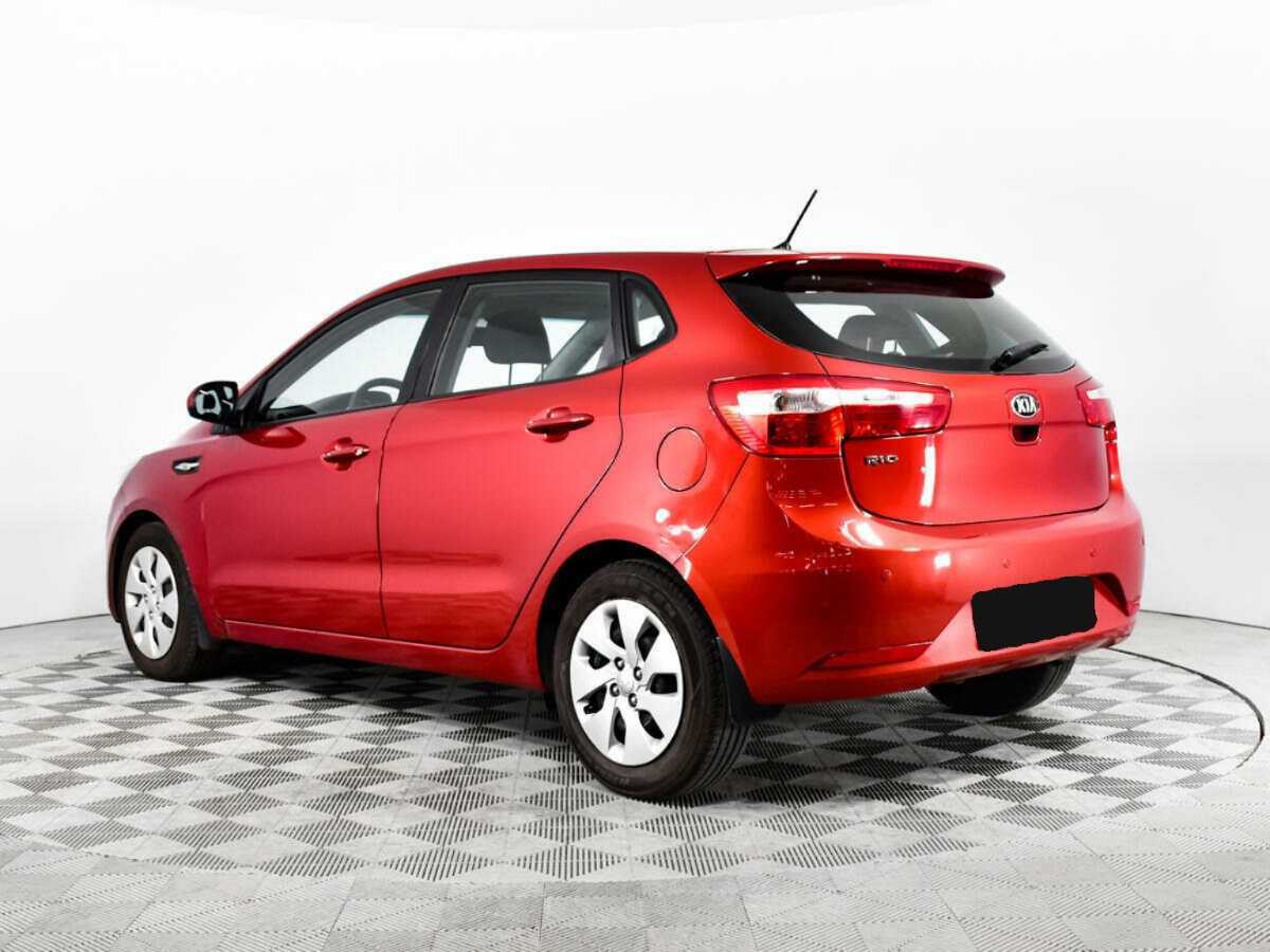 Kia Rio с пробегом — 2013 год. Фото: #6