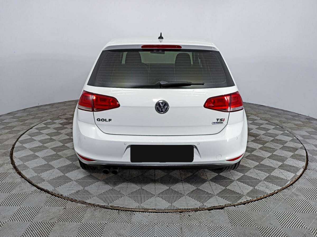 Volkswagen Golf с пробегом — 2014 год. Фото: #5