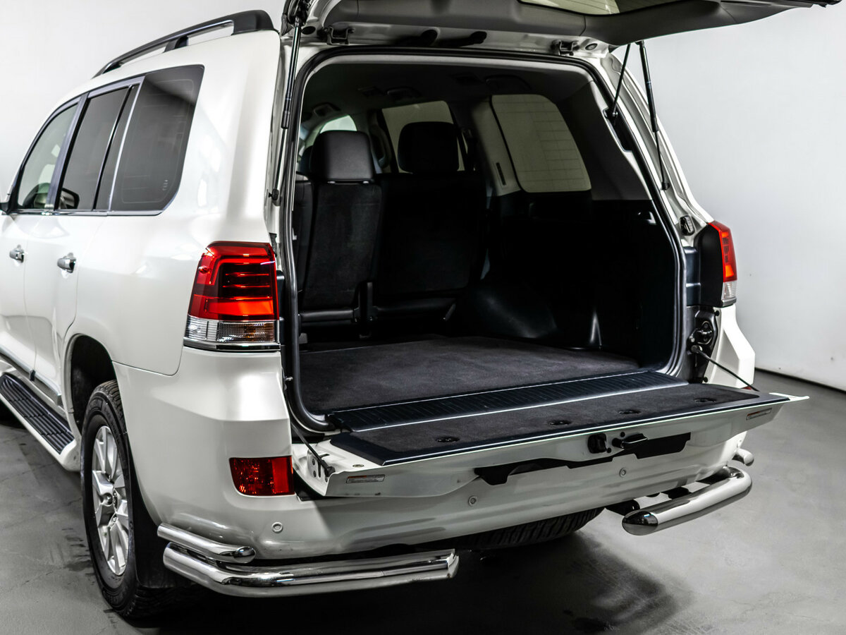 Toyota Land Cruiser с пробегом — 2019 год. Фото: #8