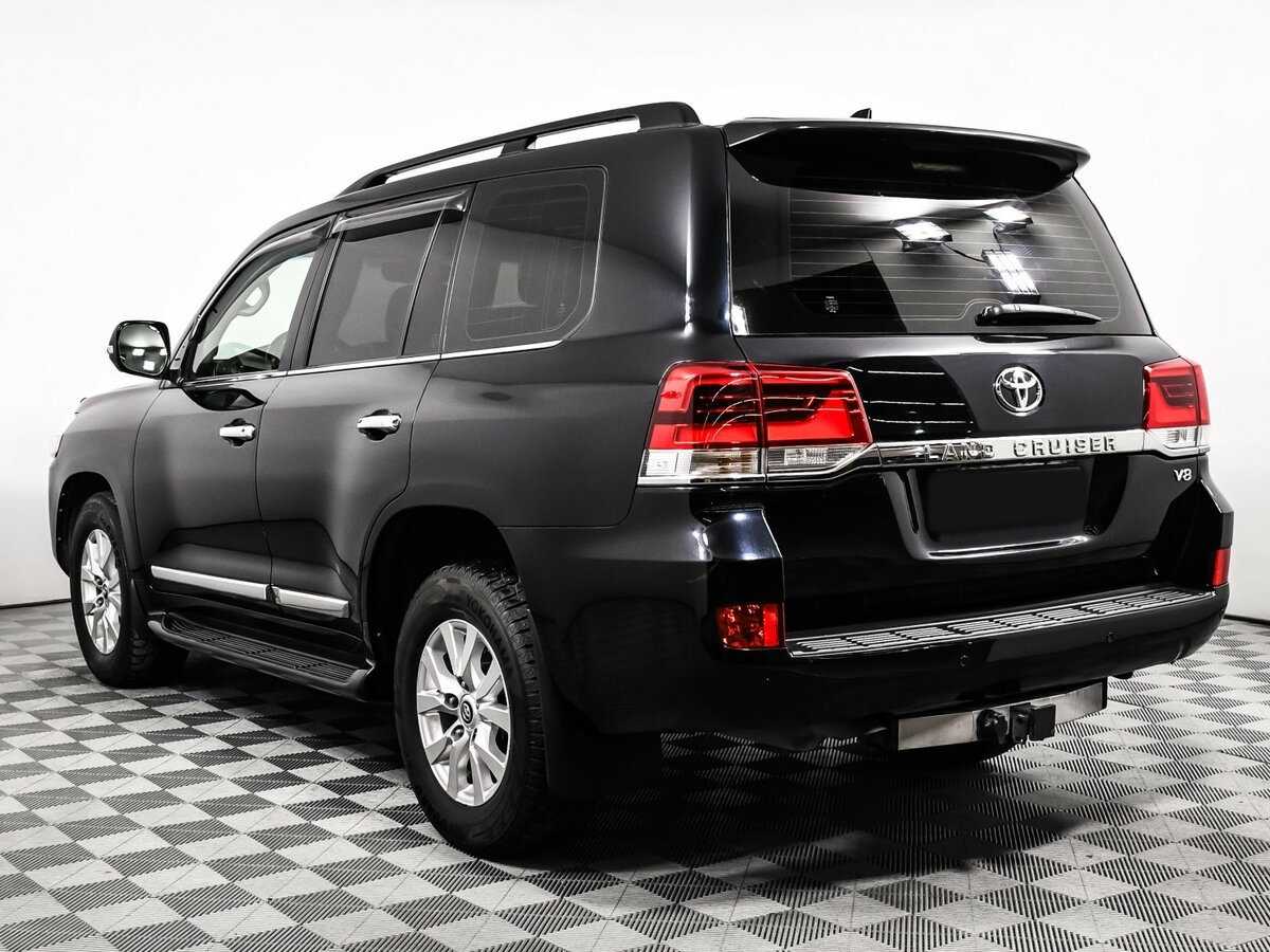 Toyota Land Cruiser с пробегом — 2015 год. Фото: #6