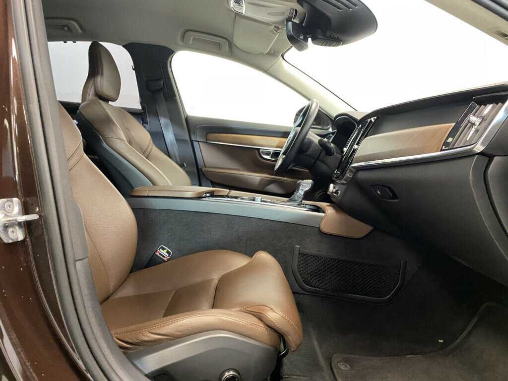Volvo S90 с пробегом — 2019 год. Фото: #7