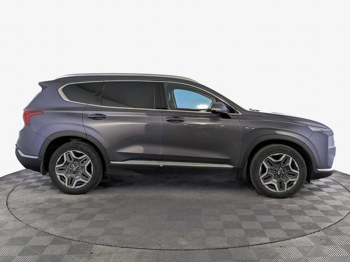 Hyundai Santa Fe с пробегом — 2022 год. Фото: #3