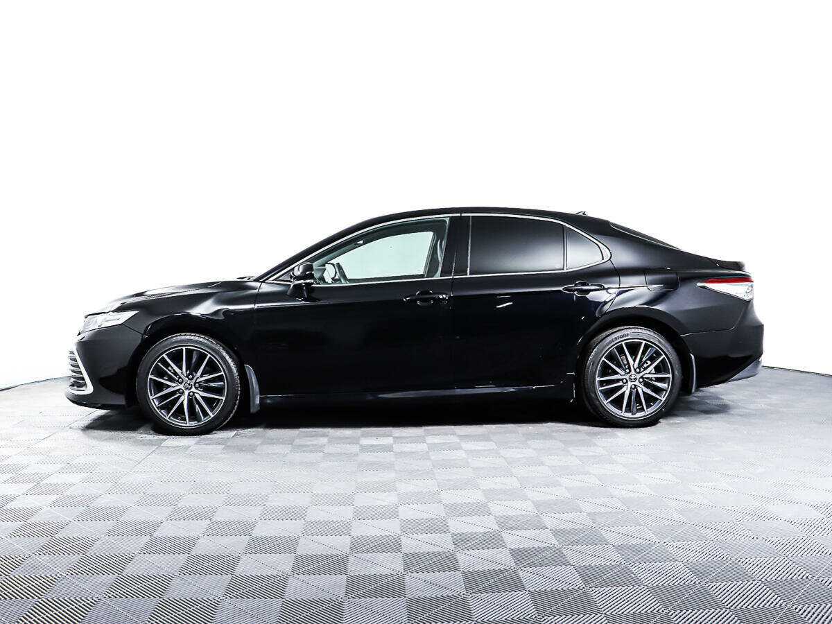 Toyota Camry с пробегом — 2021 год. Фото: #7