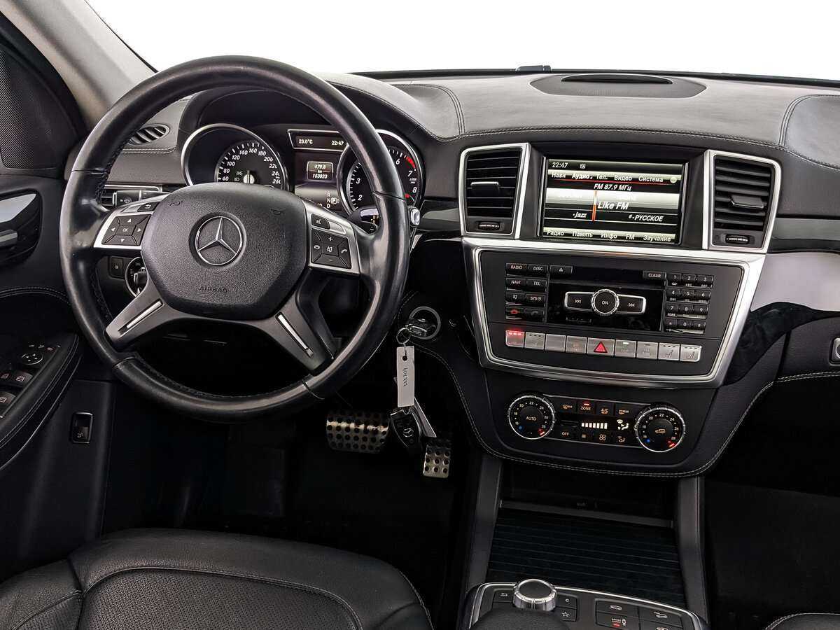 Mercedes-Benz GL-Класс с пробегом — 2014 год. Фото: #16