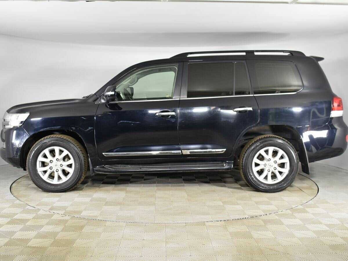 Toyota Land Cruiser с пробегом — 2017 год. Фото: #5