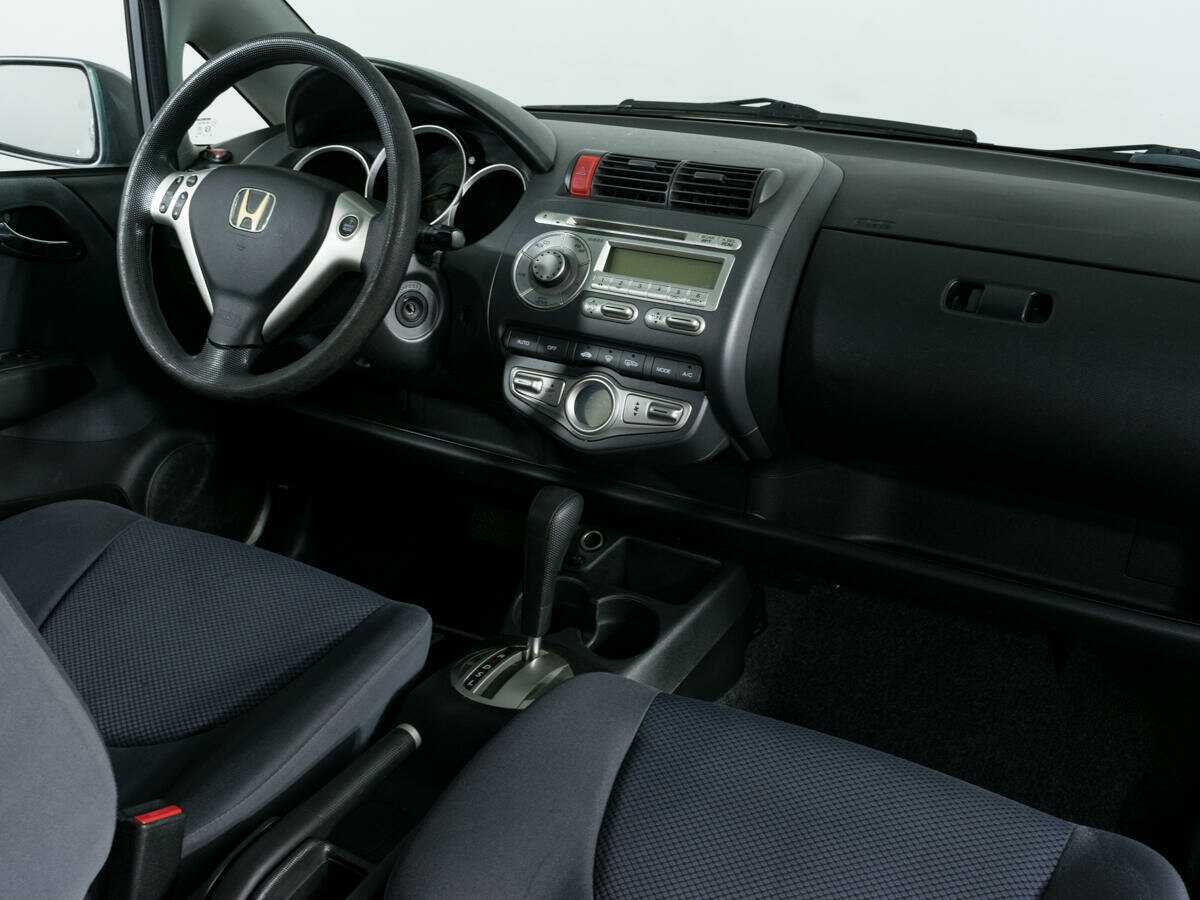 Honda Jazz с пробегом — 2008 год. Фото: #9
