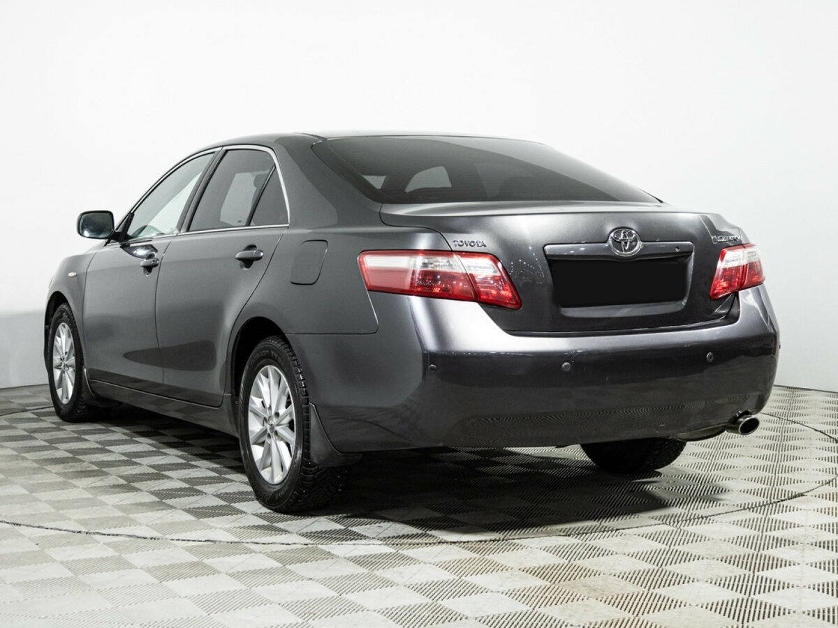 Toyota Camry с пробегом — 2008 год. Фото: #6