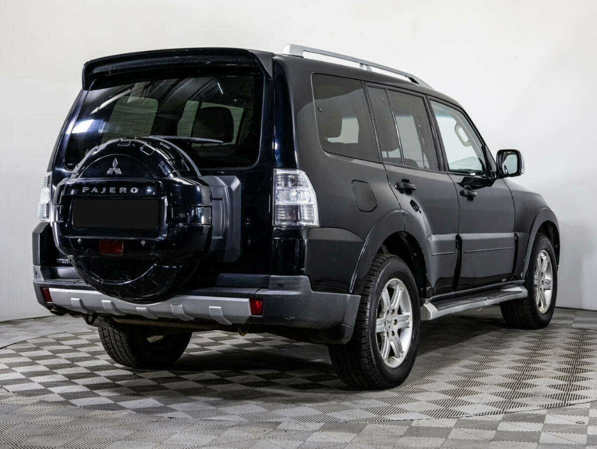 Mitsubishi Pajero с пробегом — 2008 год. Фото: #4